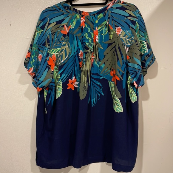 Old Navy top. XXL - Picture 5 of 7